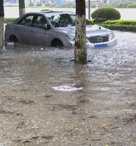 DB44/T2792-2025 城镇内涝风险评估与治理技术标准