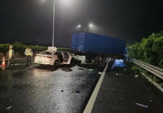 广州增城花莞高速“8·18”较大道路交通事故调查报告