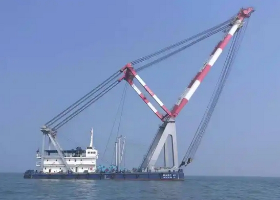 JT/T1536-2024 起重船打捞作业起重安全操作规程