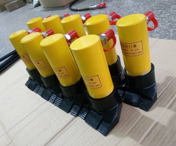 GB 28735-2012 消防用开门器