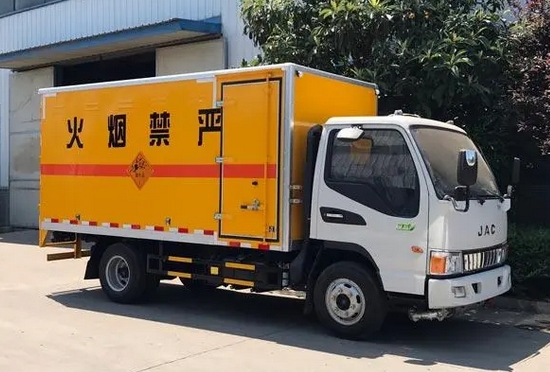 QC/T 993-2015 爆炸物品运输车