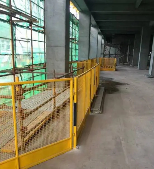 DBJ33/T 1300-2023 建筑施工现场安全防护设施设置技术规程