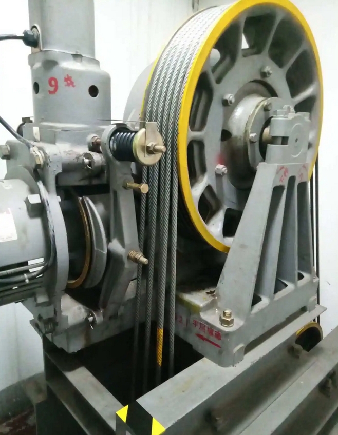 DB 61/T 977-2015 在用曳引驱动电梯安全评估规程